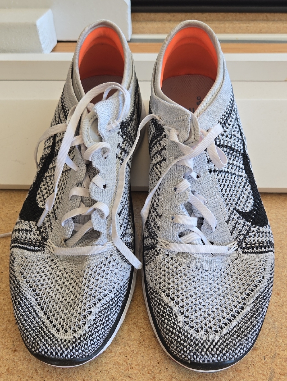 Nike - Size 6.5 Womens